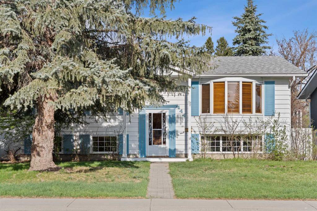 Picture for 444 Woodland Crescent SE