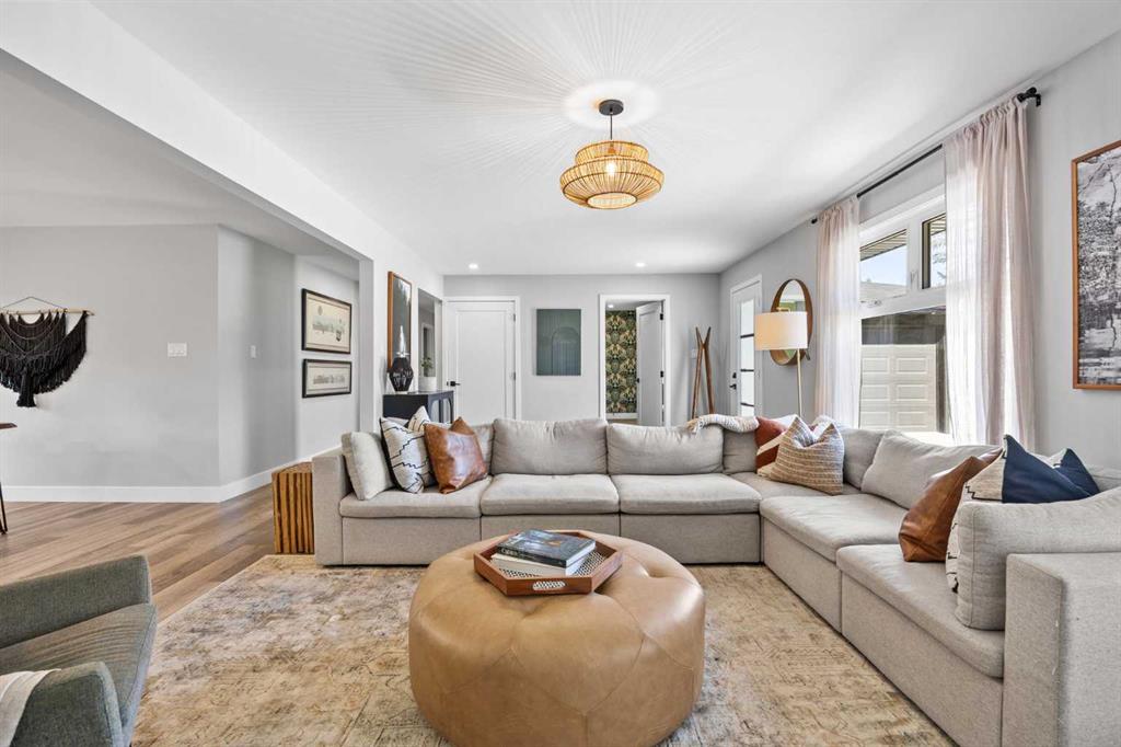 Picture for 411 Canterbury Place SW