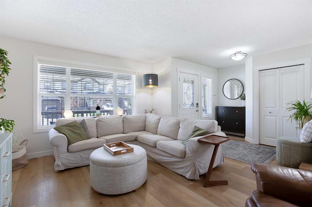 Picture for 130 Luxstone Way SW