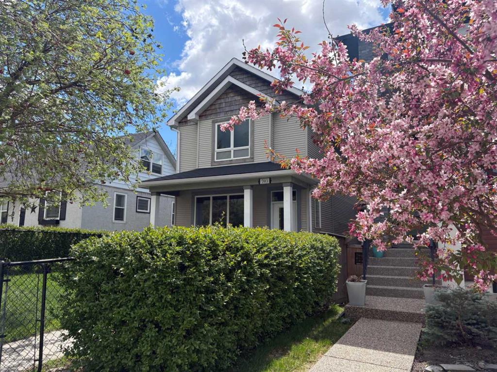 Picture for 703 52 Avenue SW