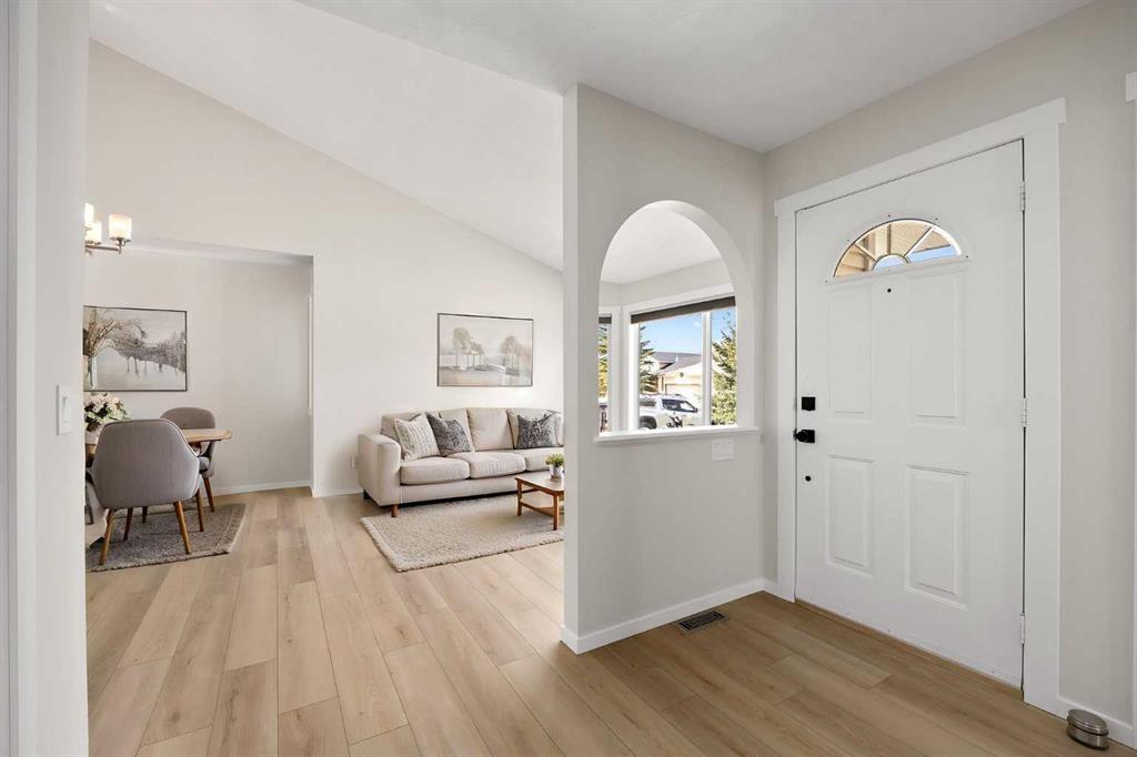 Picture for 53 Riverview Close 