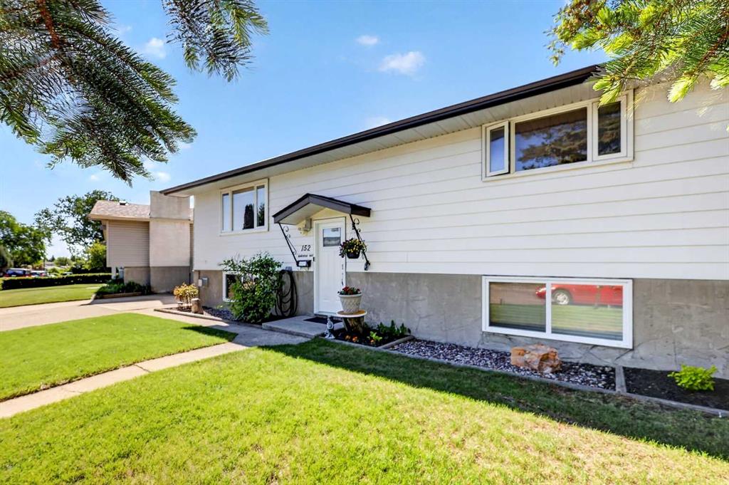 Picture for 152 Maddock Way NE