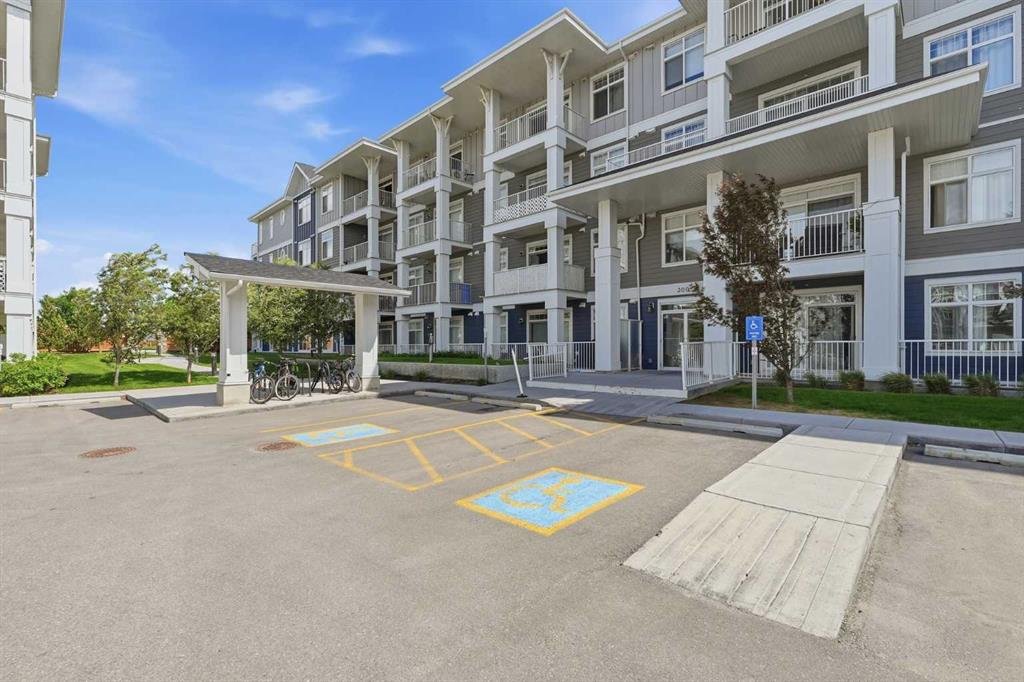 Picture for 114, 300 Auburn Meadows Common SE