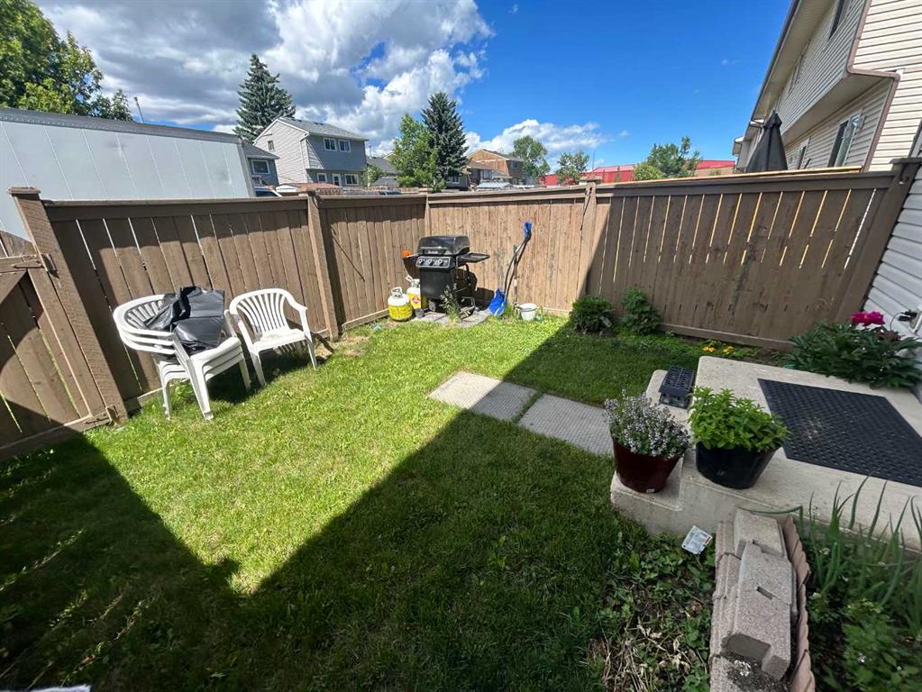 Picture for 161, 20 Falbury Crescent NE