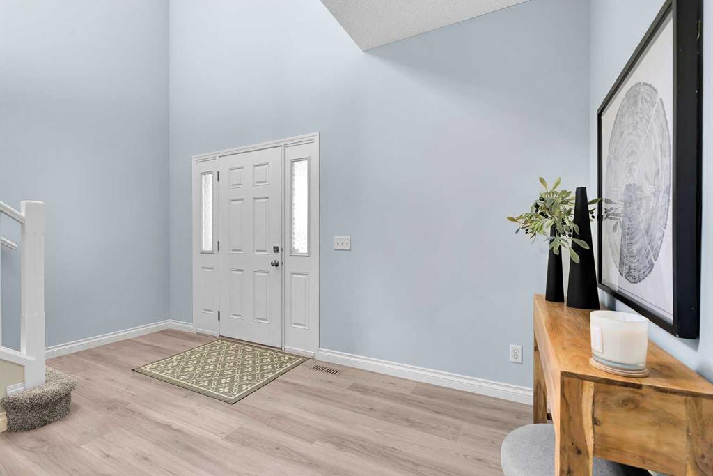 Picture for 71 Westmount Circle 