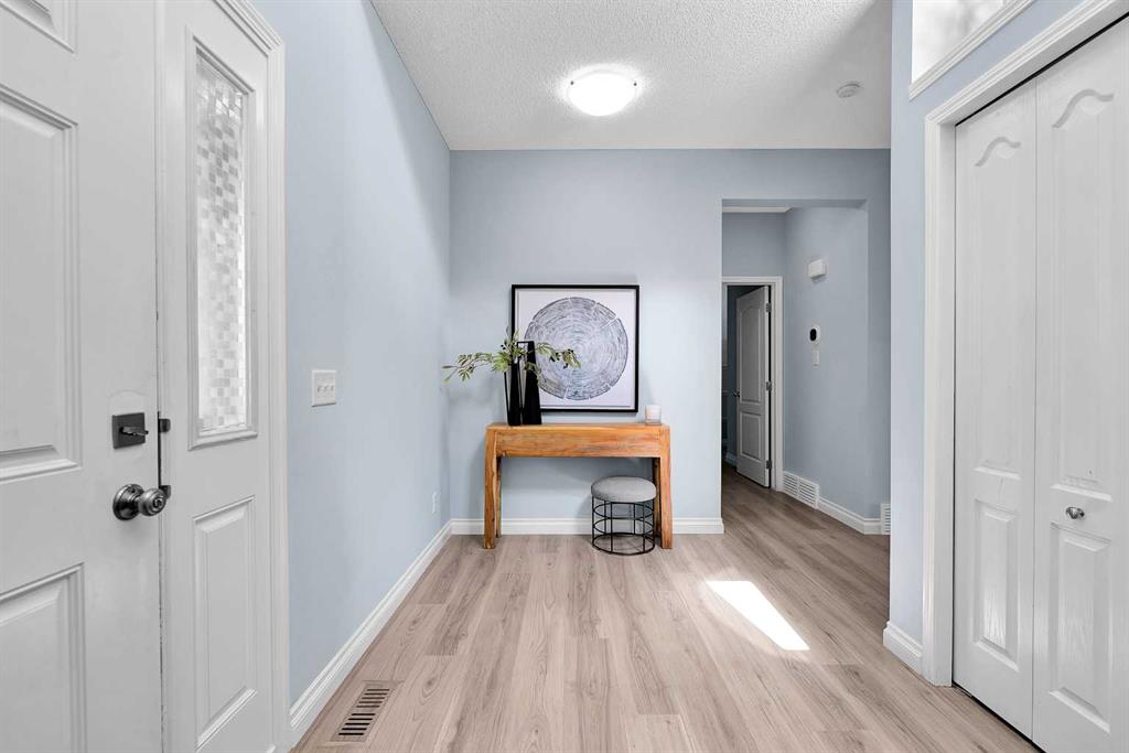 Picture for 71 Westmount Circle 