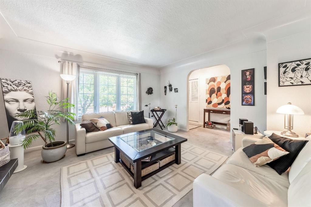 Picture for 2616 28 Street SW https://www.cirrealty.ca/reb/creb/06/A2265306_11.jpg