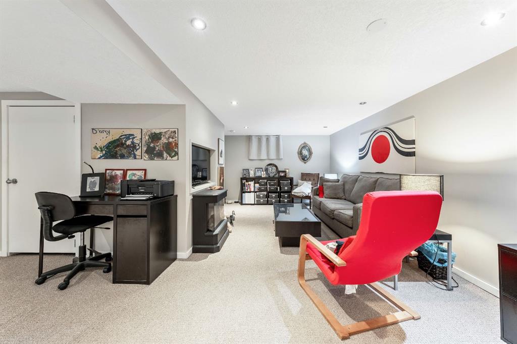 Picture for 2616 28 Street SW https://www.cirrealty.ca/reb/creb/06/A2265306_25.jpg