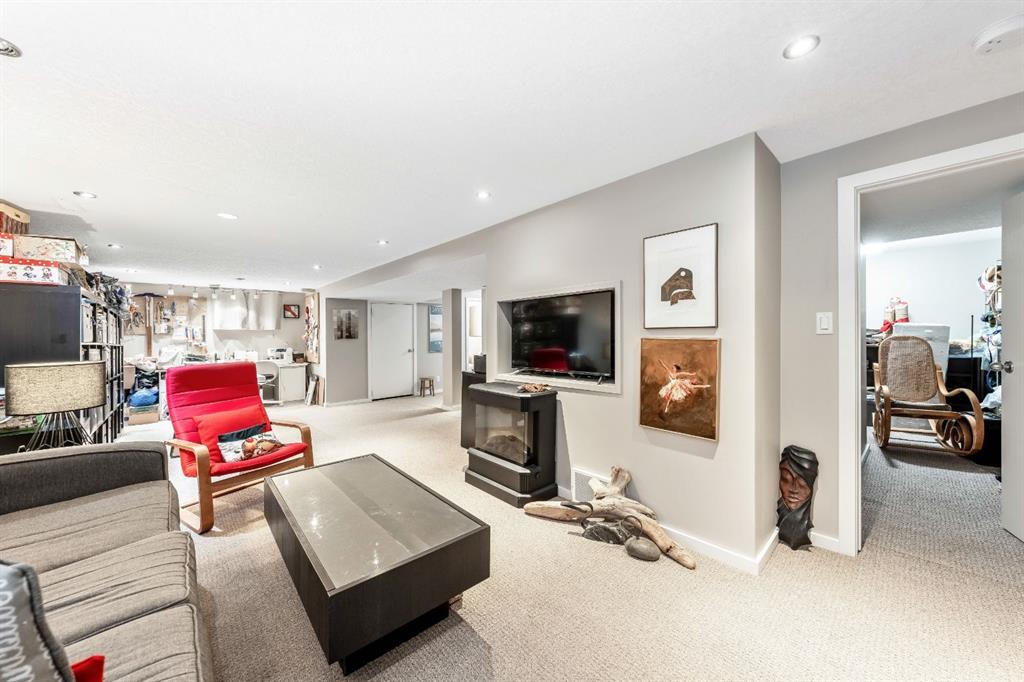 Picture for 2616 28 Street SW https://www.cirrealty.ca/reb/creb/06/A2265306_27.jpg
