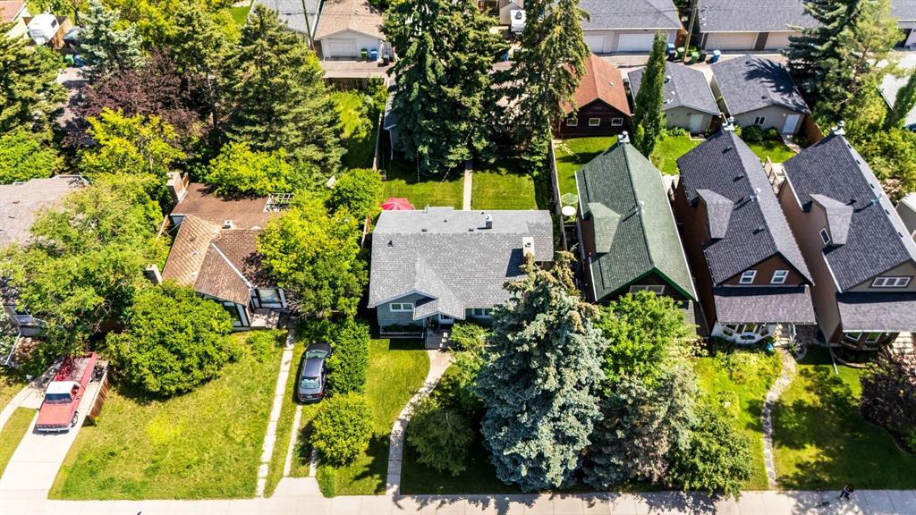 Picture for 2616 28 Street SW https://www.cirrealty.ca/reb/creb/06/A2265306_3.jpg