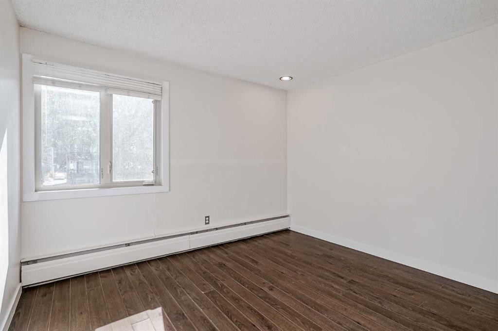 Picture for 208, 130 25 Avenue SW https://www.cirrealty.ca/reb/creb/06/A2266706_21.jpg