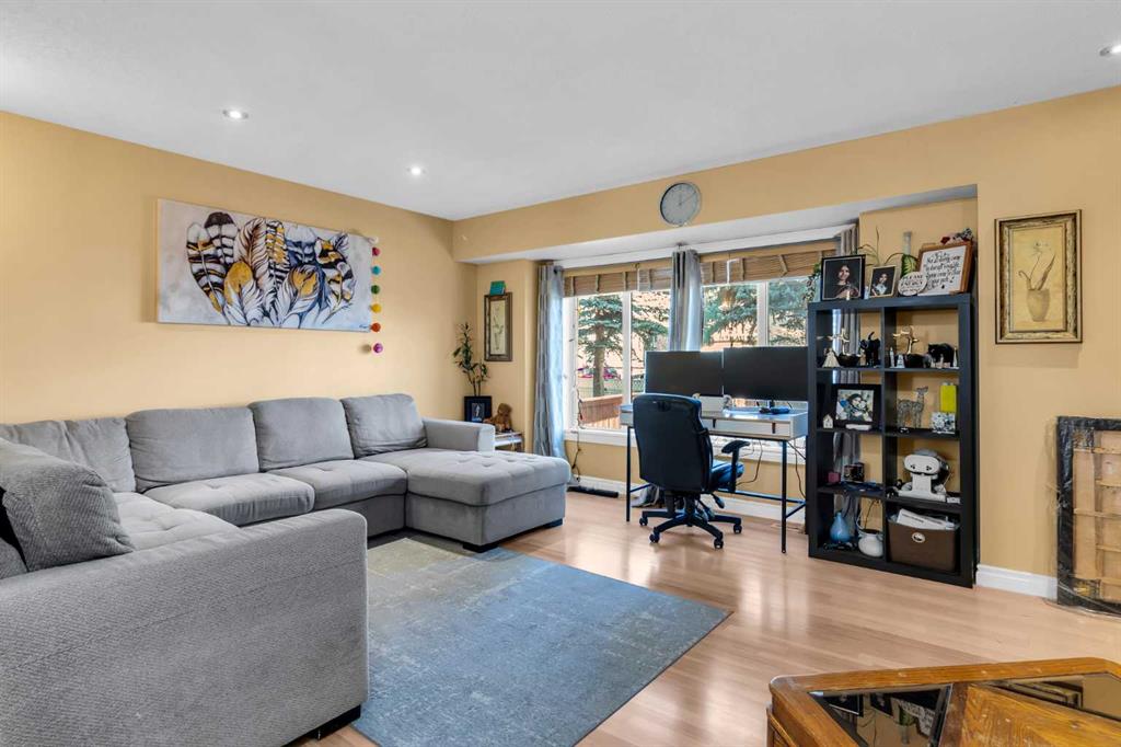 Picture for 43 Martindale Court NE