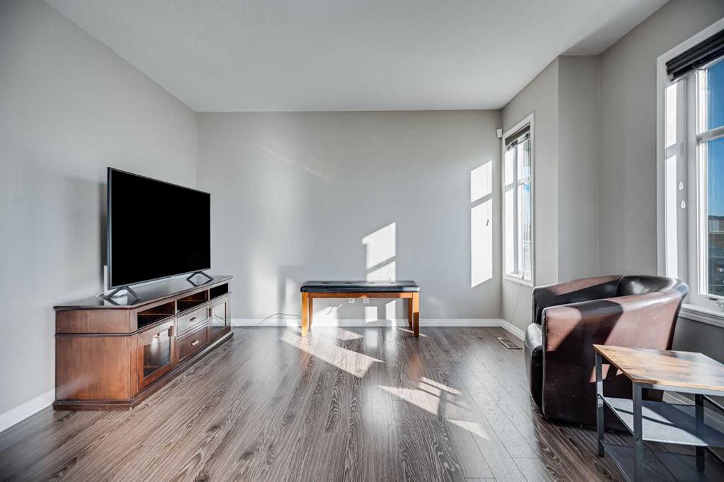 Picture for 79 Cityscape Gate NE