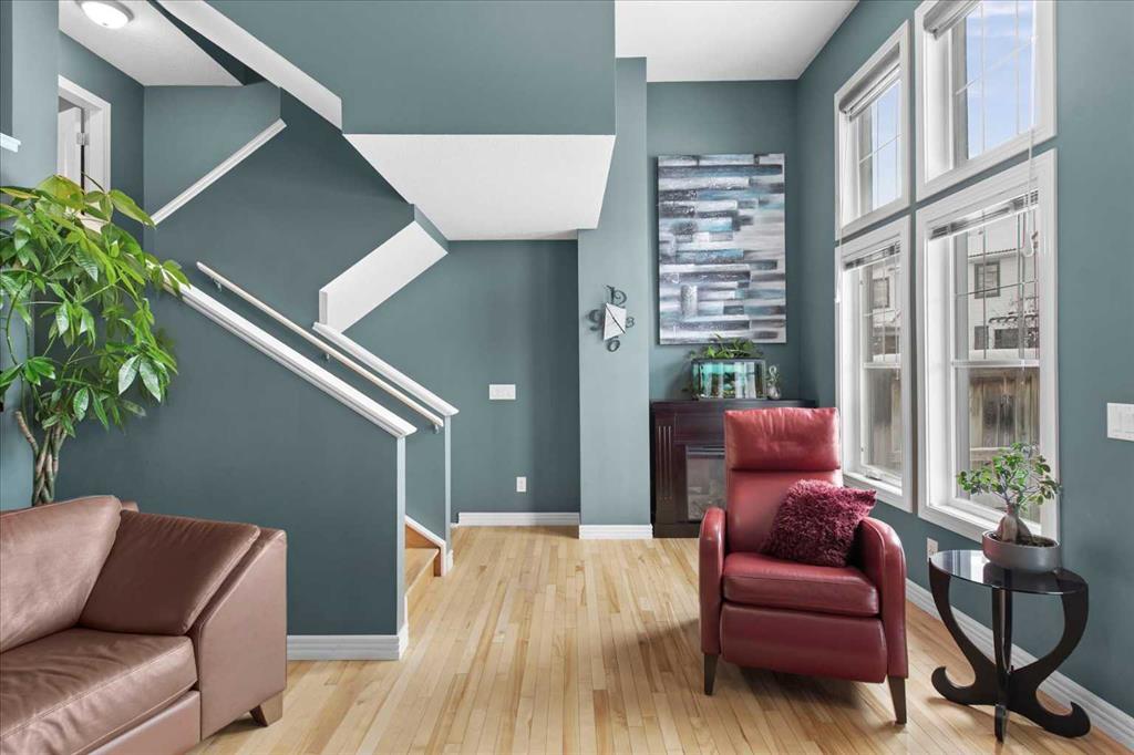 Picture for 8910 Royal Oak Way NW