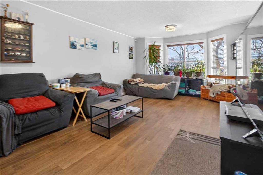 Picture for 106 Prairie Sound Circle NW