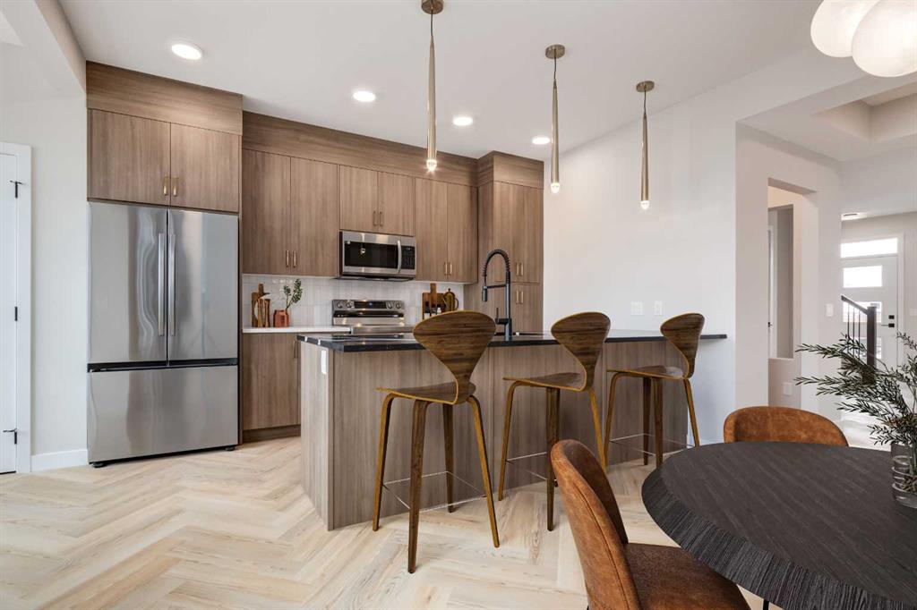 Picture for 470 River Avenue 