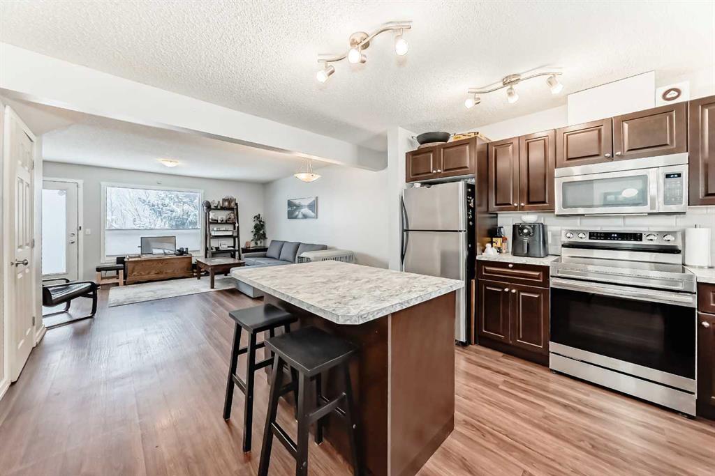 Picture for 504, 140 Sagewood Boulevard SW