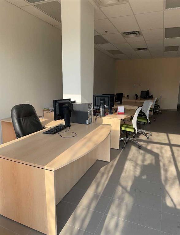 Picture for 107, 2308 Centre Street NE