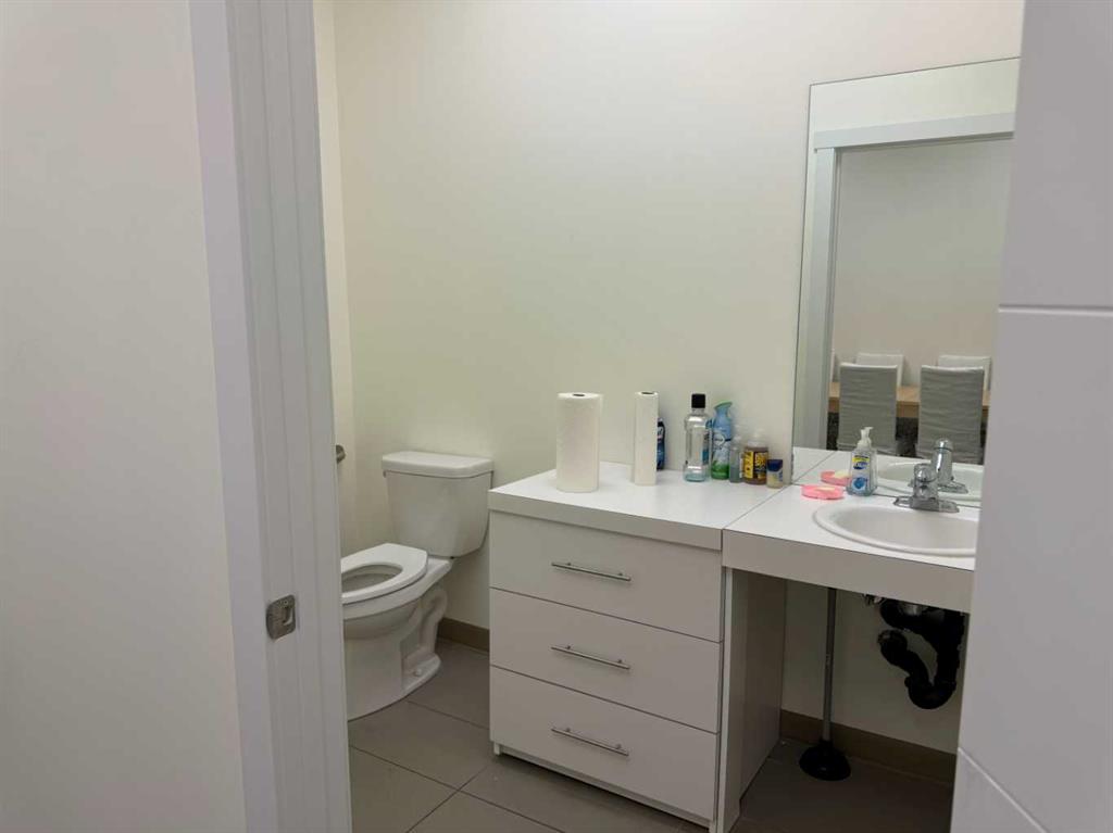 Picture for 107, 2308 Centre Street NE