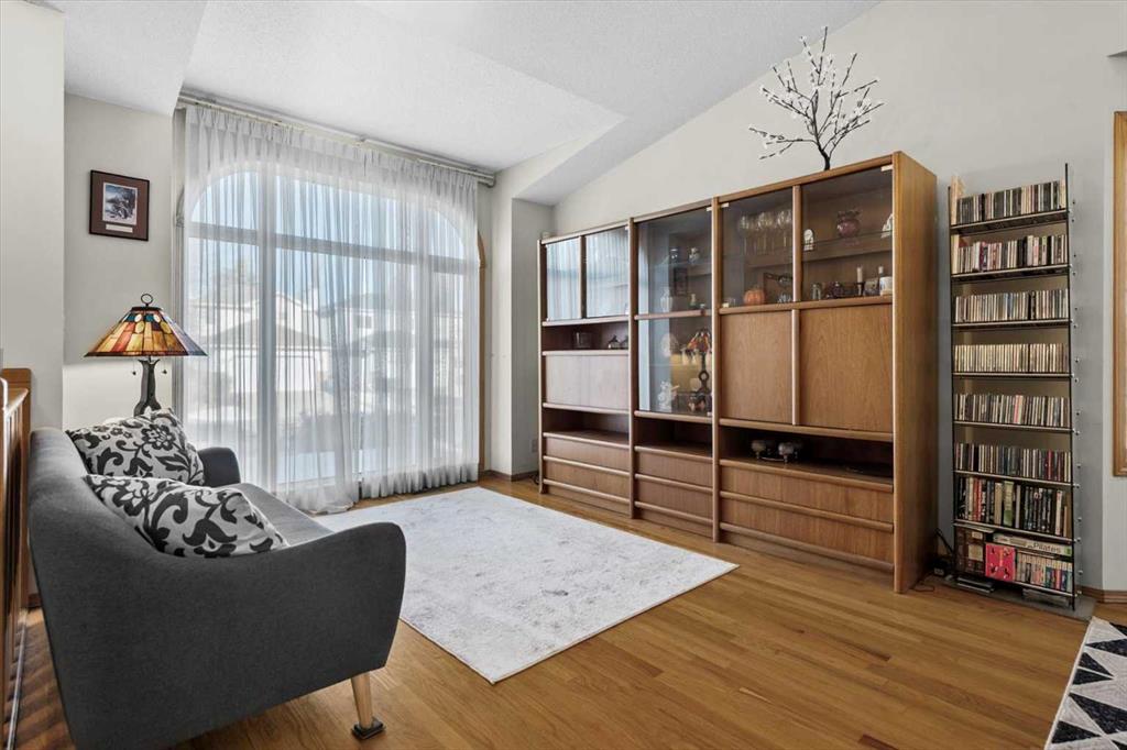 Picture for 332 Hawkstone Close NW