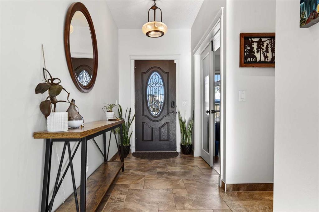 Picture for 609 Sunrise Close SW