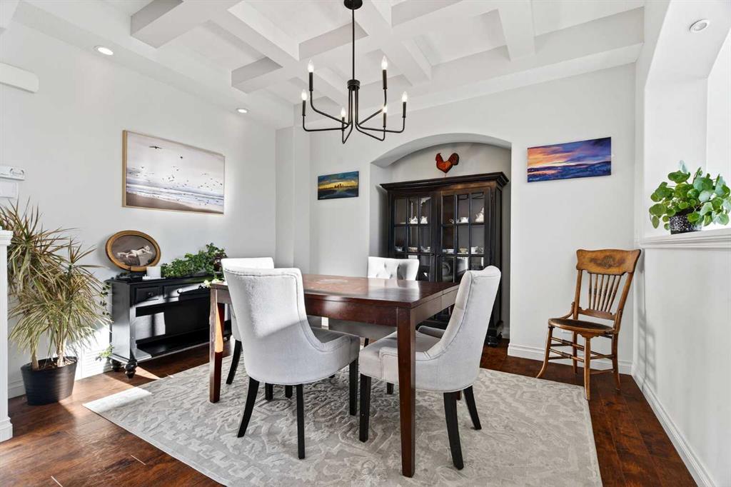 Picture for 609 Sunrise Close SW