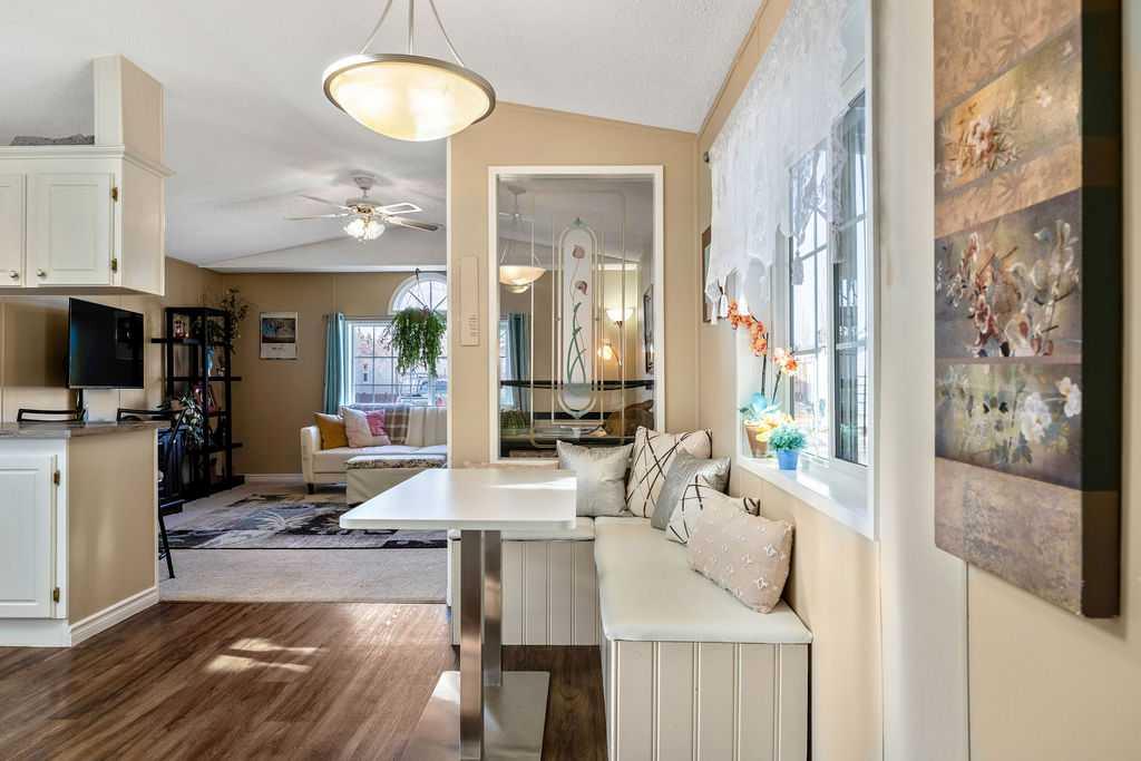 Picture for 424 Heritage Crescent 