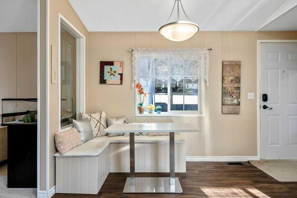 Picture for 424 Heritage Crescent 