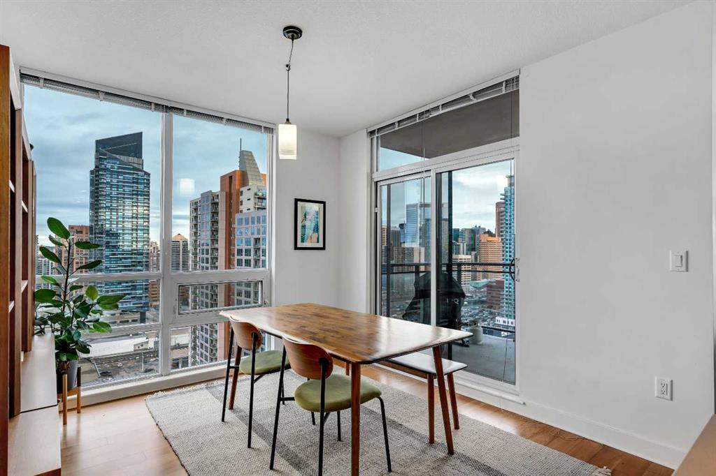 Picture for 2004, 1118 12 Avenue SW