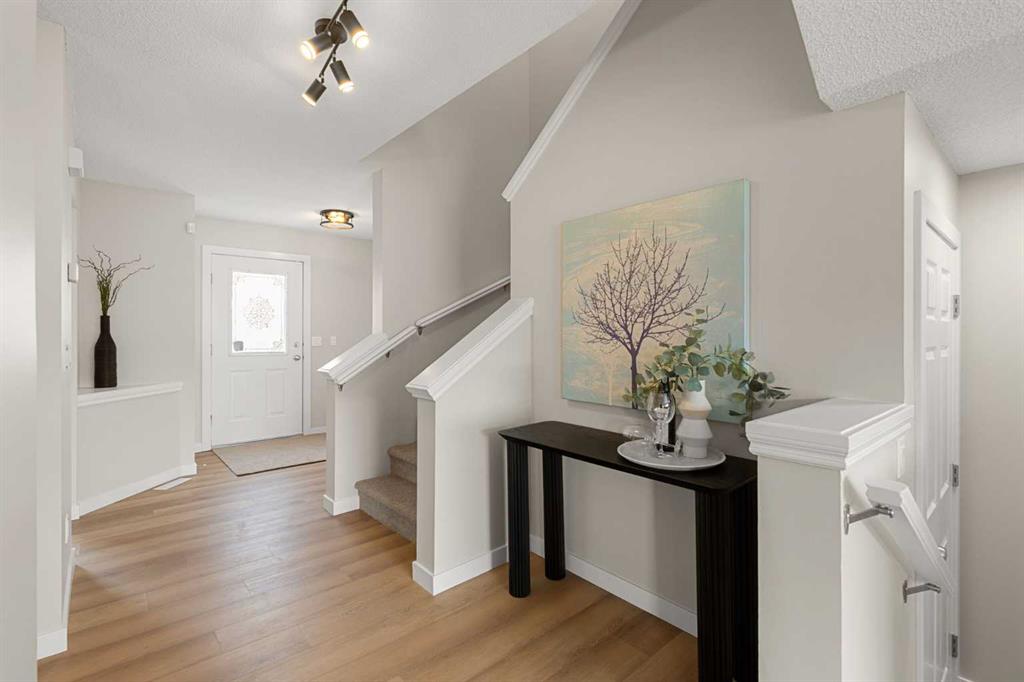 Picture for 187 Elgin Way SE