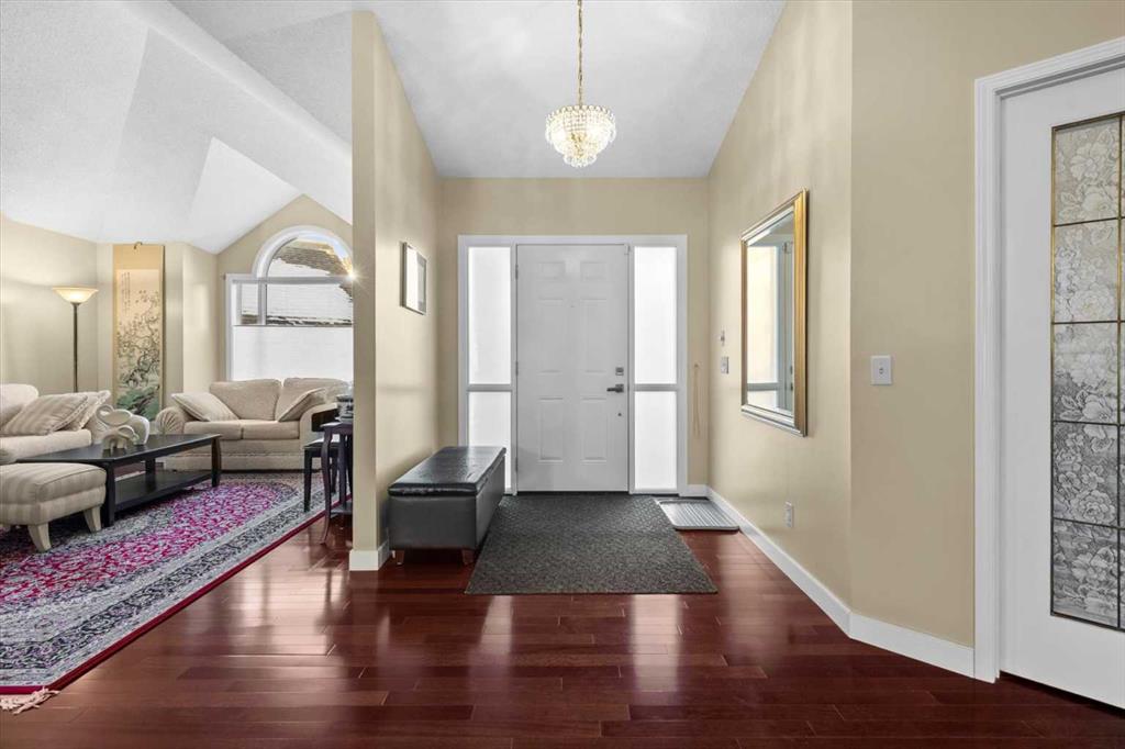 Picture for 22 Varsity Estates Close NW