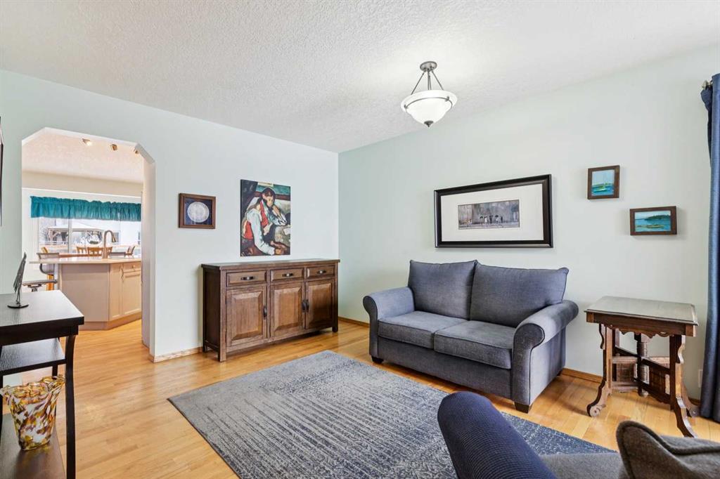 Picture for 304 Mt Brewster Circle SE