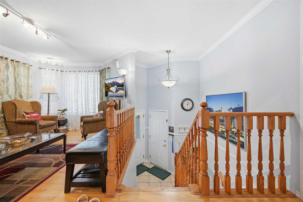 Picture for 311 Saddlecreek Point NE