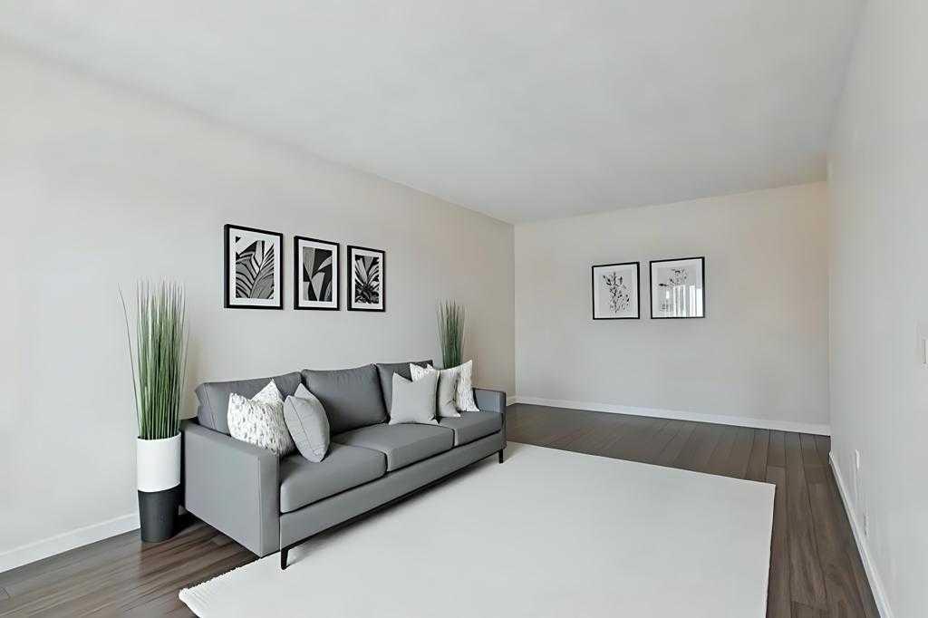 Picture for 91 Fonda Green SE