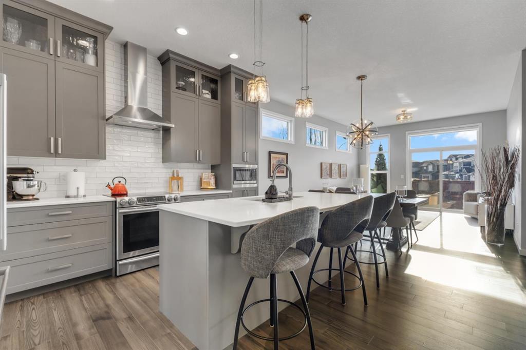 Picture for 1195 Cranbrook Gardens SE