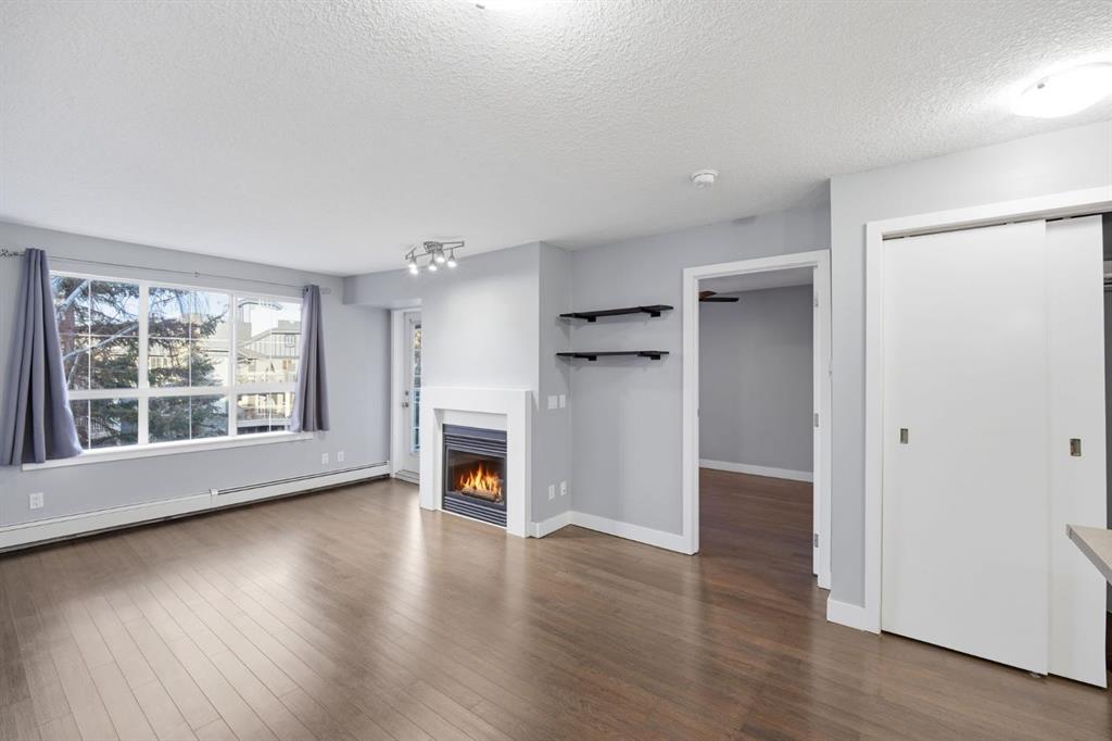 Picture for 426, 35 Richard Court SW