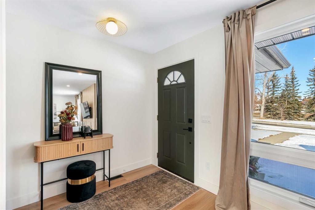 Picture for 959 Parkwood Way SE