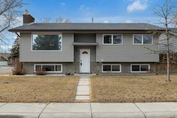 Picture for 3 Madigan Court NE