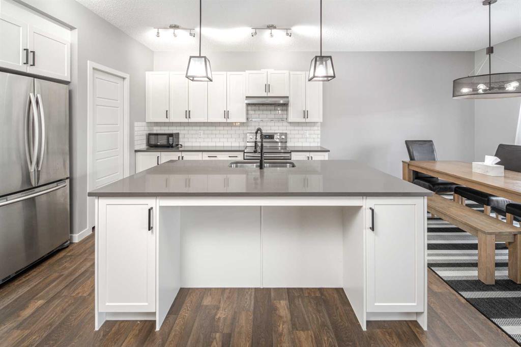 Picture for 80 Howse Manor NE