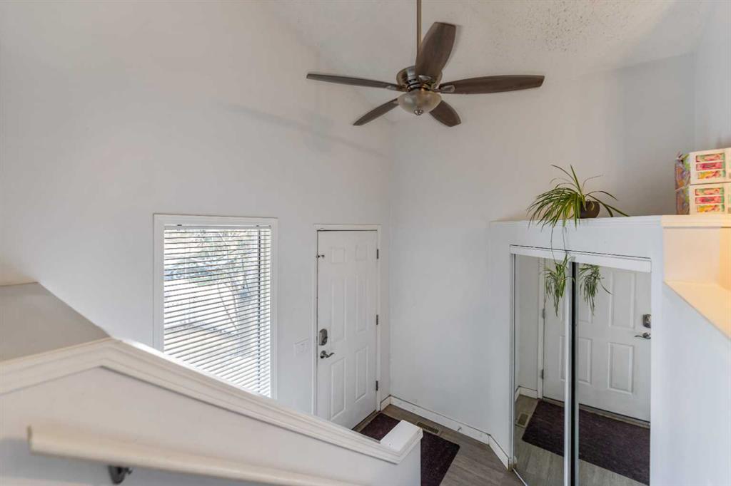 Picture for 15 Erin Green Way SE