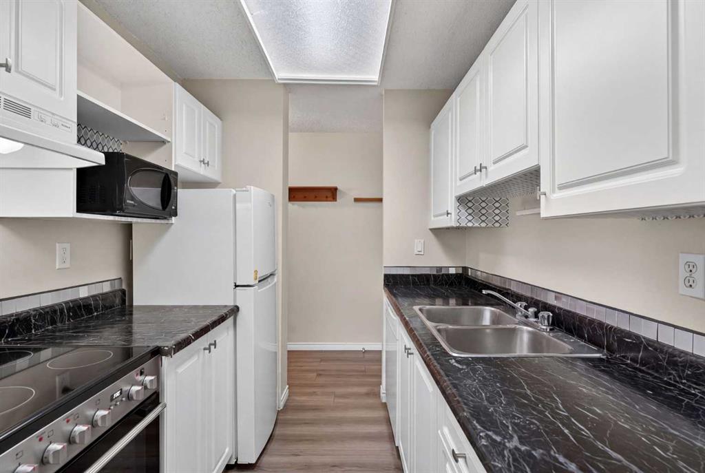 Picture for 83E, 231 Heritage Drive SE