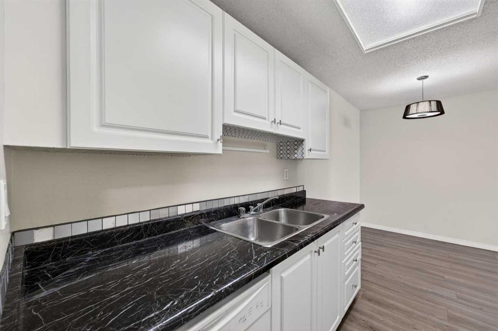 Picture for 83E, 231 Heritage Drive SE