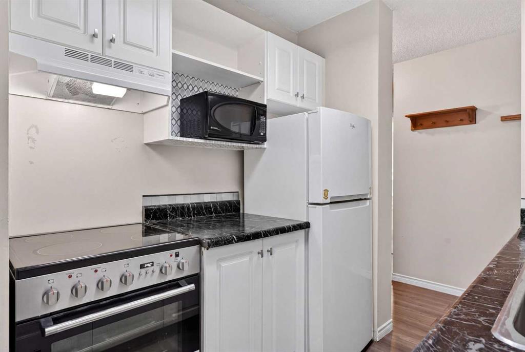 Picture for 83E, 231 Heritage Drive SE