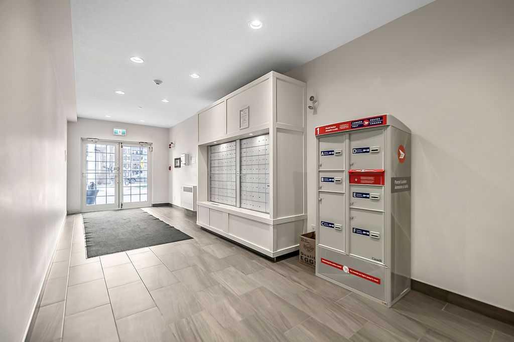 Picture for 4112, 215 Legacy Boulevard SE