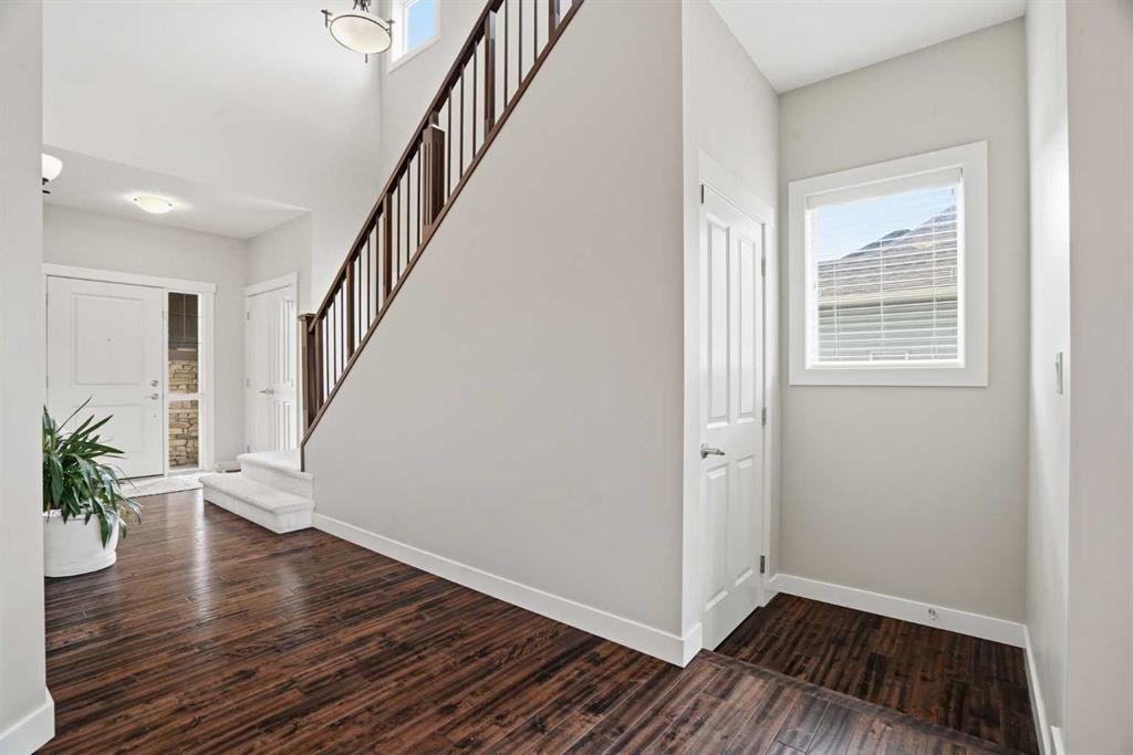 Picture for 96 Drake Landing Heights 