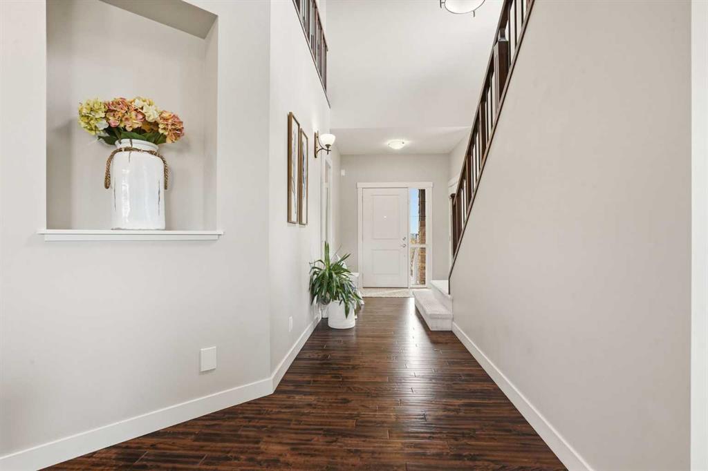 Picture for 96 Drake Landing Heights 
