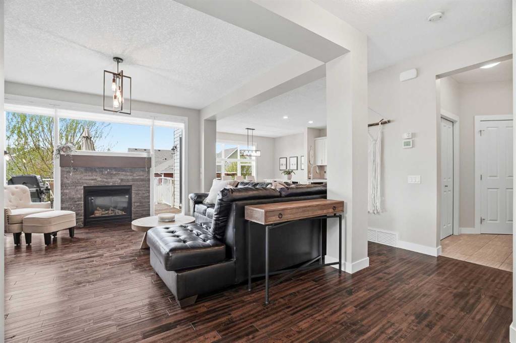 Picture for 96 Drake Landing Heights 