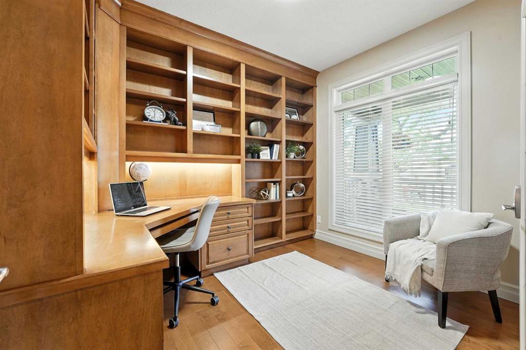 Picture for 307 Mt Douglas Court SE