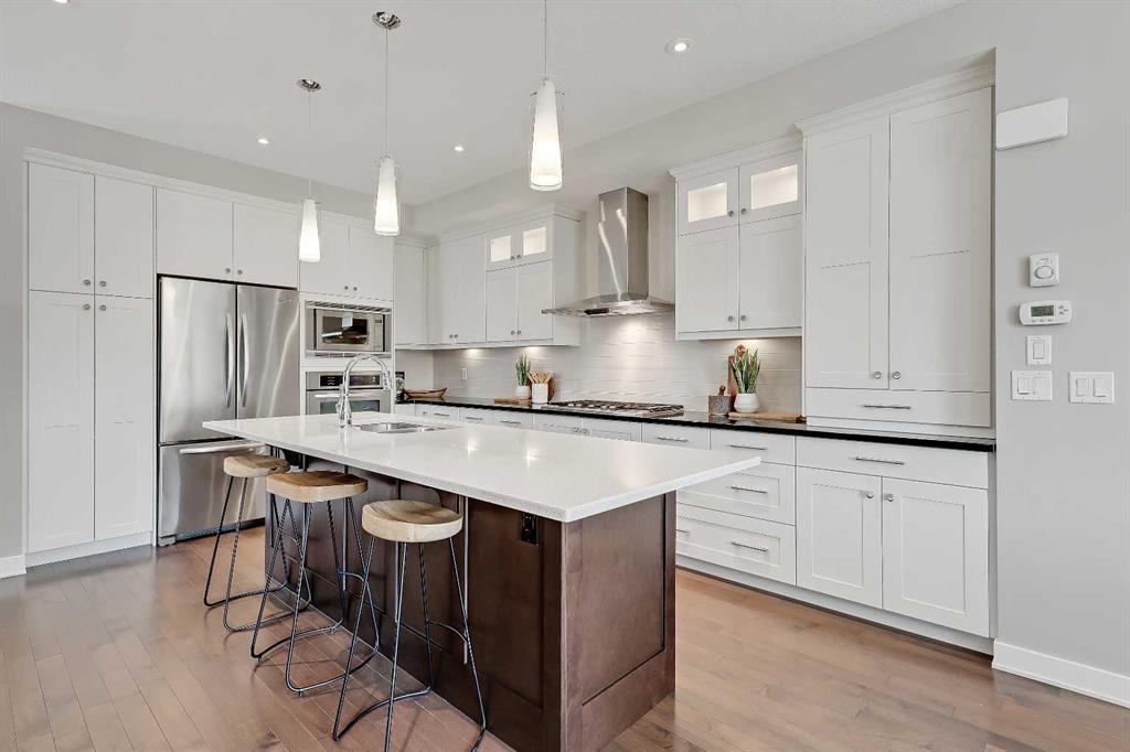 Picture for 3233 Cochrane Road NW