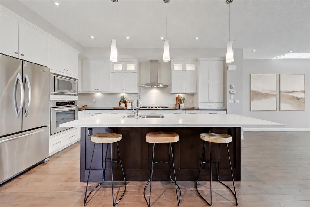 Picture for 3233 Cochrane Road NW